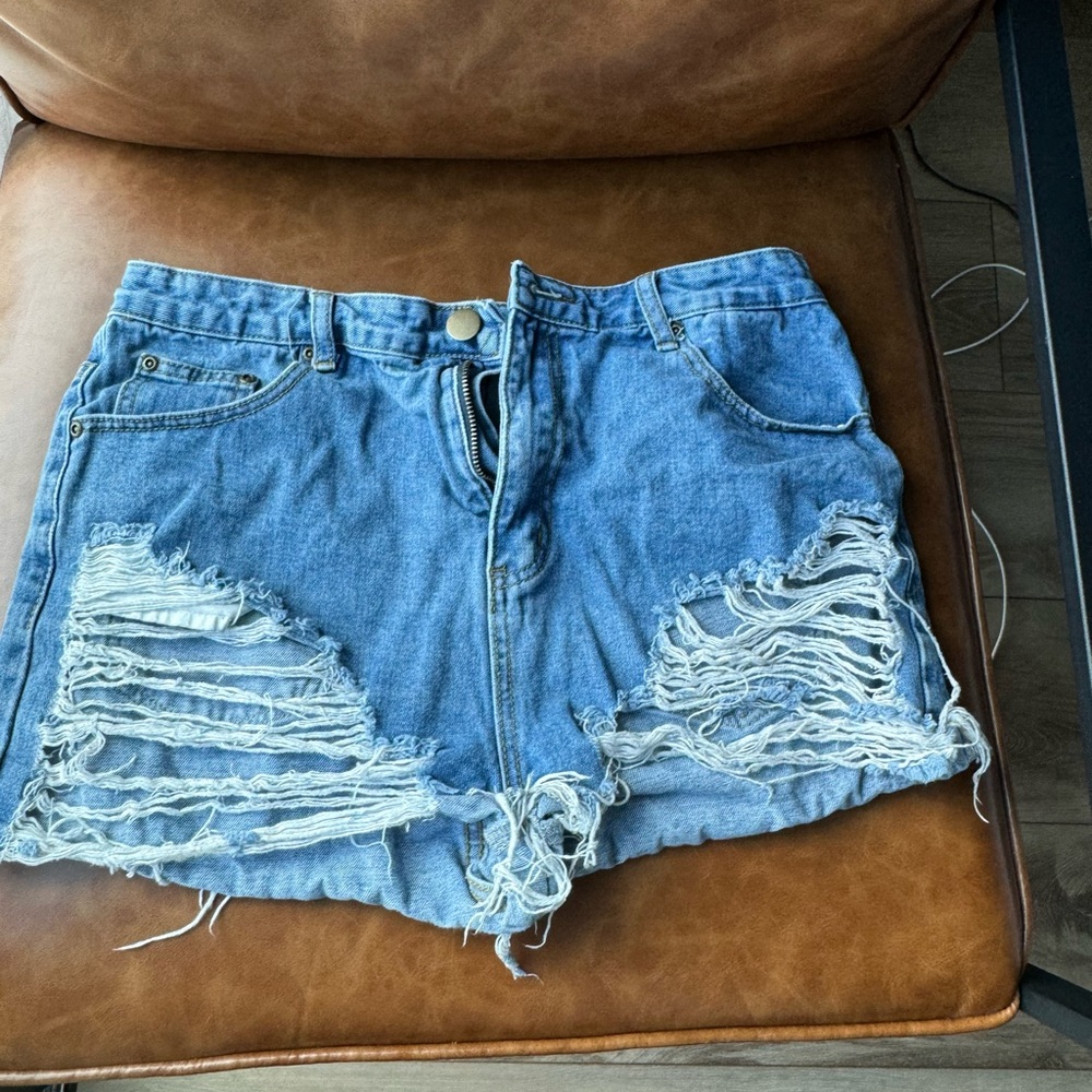Boohoo Jean shorts size 10